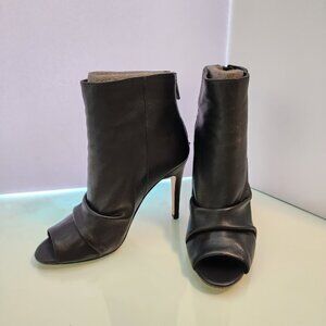 Jessica Simpson Black Leather Heeled Ankle Boots